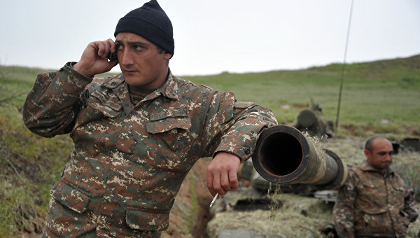 Баку заявил, что ВС Армении в Карабахе препятствуют урегулированию