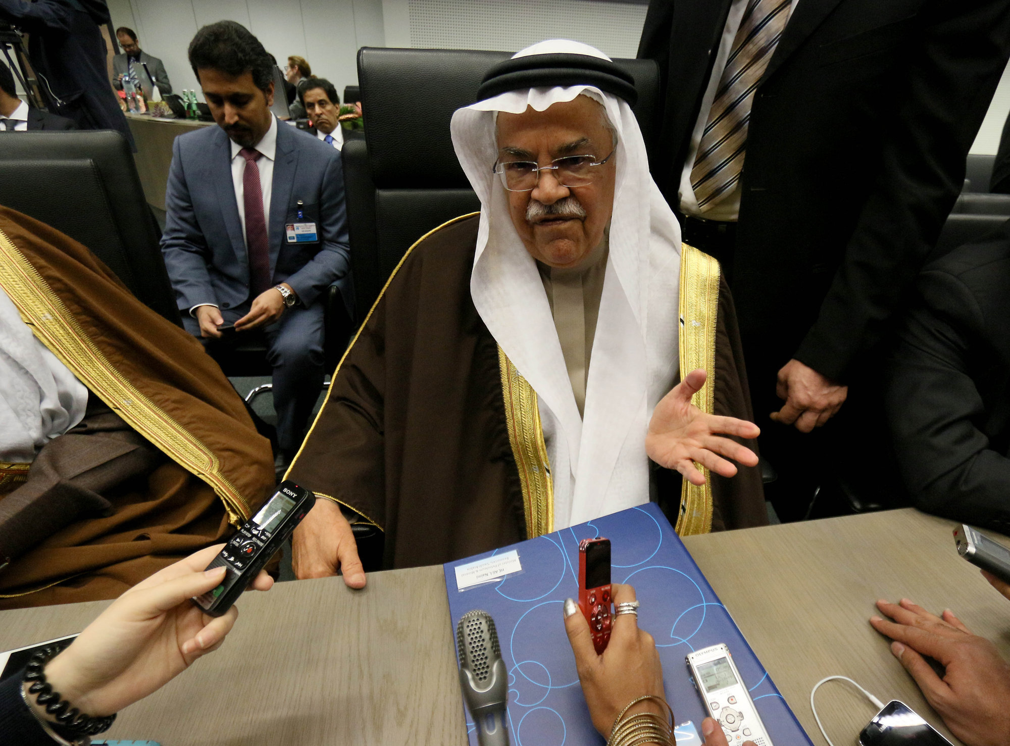 В отношениях с Ираном Саудовская Аравия смешивает нефть и политику