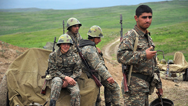 Азербайджан: Армения 128 раз за сутки нарушила перемирие в Карабахе