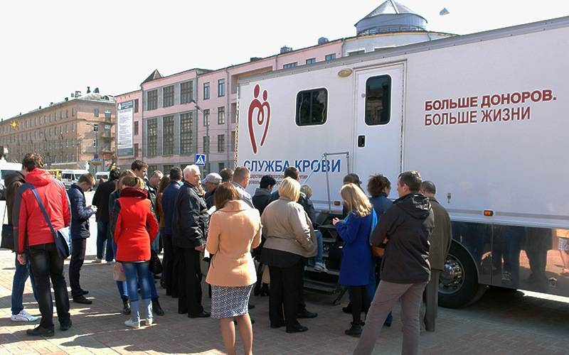 В Национальный день донора более 200 брянцев сдали кровь