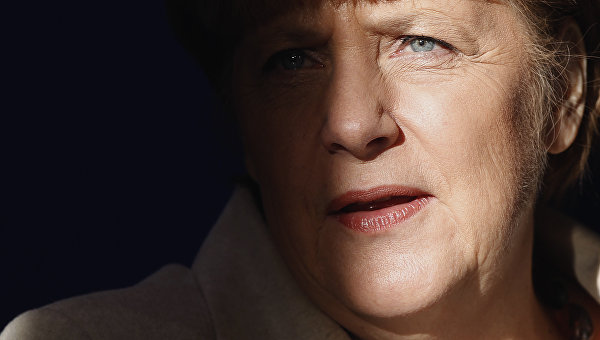 Меркель: отношения РФ и НАТО должны быть в рамках Основополагающего акта