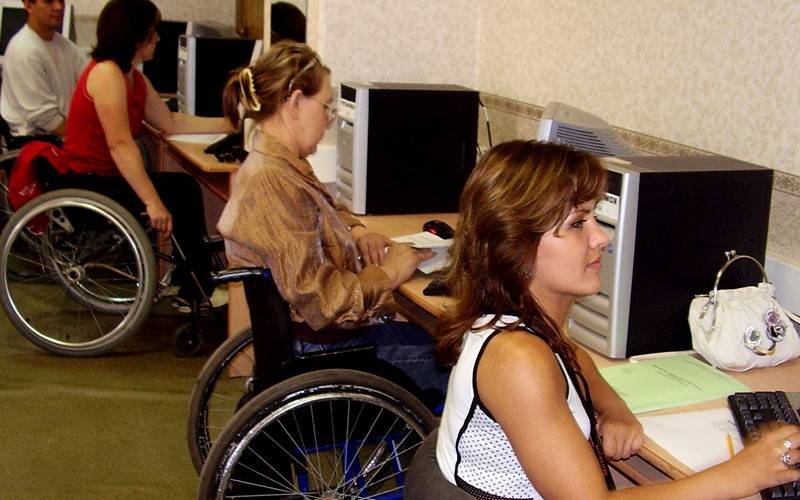 Брянские «фронтовики» предложили улучшить работу по обучению инвалидов