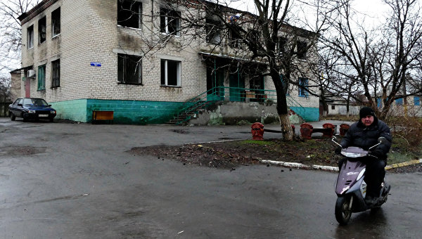 СМИ: ВС Украины ночью обстреляли пригород Горловки