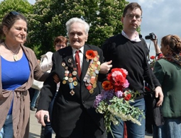 В Киеве в ходе мероприятий в День Победы задержали трех человек