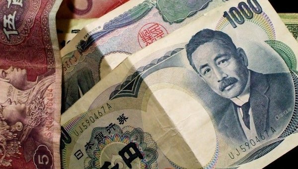 Иена дешевеет к доллару на заявлениях министра финансов Японии