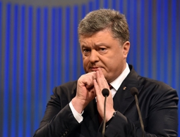 Перенос визита Порошенко в Лондон связан с реформами в стране