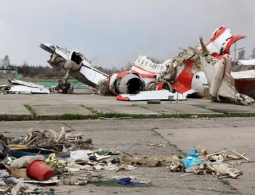 Польский министр: спецслужбы скрывают информацию о смоленской катастрофе