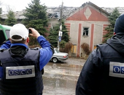 ОБСЕ фиксирует артиллерийские обстрелы и перестрелки в Донецком регионе