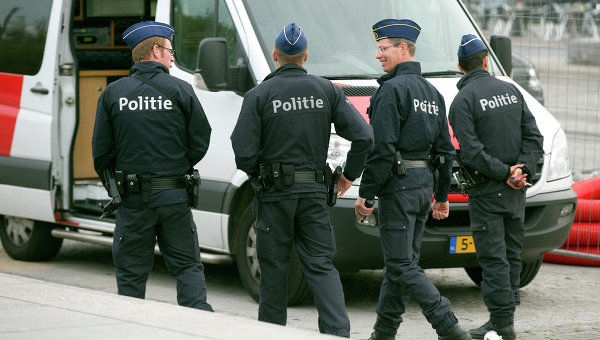 Власти Бельгии из-за угрозы взрыва закрыли метро в городе Шарлеруа