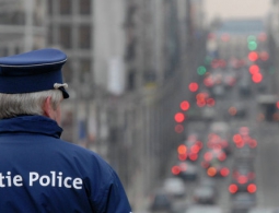 Полиция ищет "шутника", из-за звонка которого эвакуировали метро в Бельгии