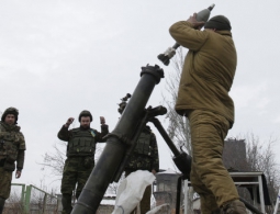 ВС Украины начали обстреливать поселок Зайцево в ДНР