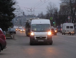 Брянские коммерческие перевозчики работали без карт маршрута, расписания и регистраторов