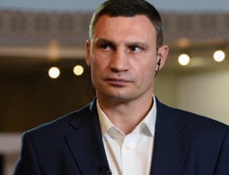 Кличко предложил Джамале исполнить гимн Украины перед боем своего брата