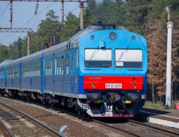 Поезд Брянск — Комаричи будет останавливаться в Синезерках с 18 мая