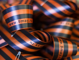 Власти Харькова лишили мандата депутата за георгиевскую ленточку