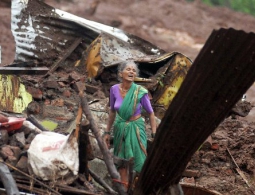 Не менее 10 человек стали жертвами оползней в индийском штате Ассам