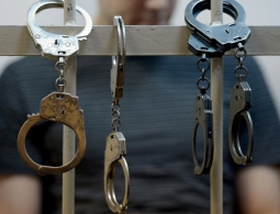 В Душанбе вывесившего флаг ИГ студента приговорили к 6 годам заключения