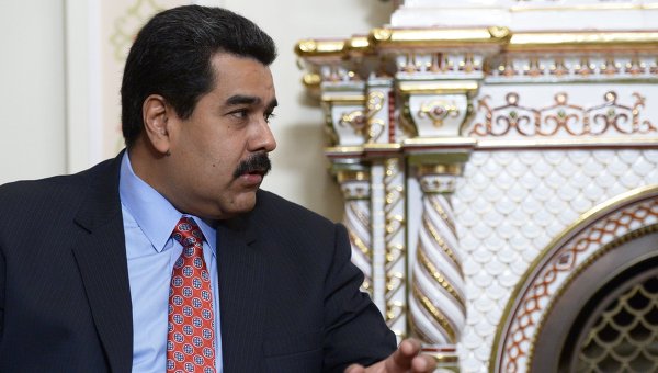 Экс-президент Уругвая назвал лидера Венесуэлы сумасшедшим