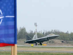 Замгенсека: усиление НАТО на востоке Европы будет оборонительное