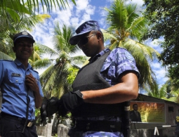 Мальдивы обеспокоены данными о поиске экс-президентом убежища в Британии