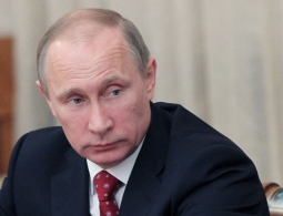 Владимир Путин предложил ввести запрет на профессию для коррупционеров