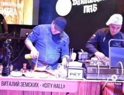 В Брянске участники «Кулинарной битвы» готовили стейки из мраморного мяса Мираторга