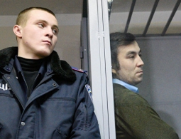 Формально Киев может начать процедуру возвращения Ерофеева и Александрова