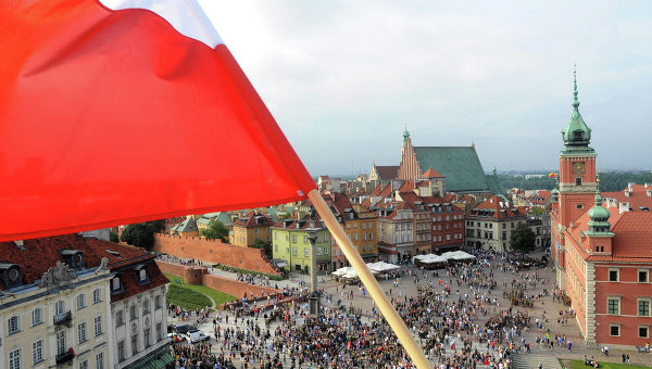 СМИ: польские школьники будут изучать важность НАТО для страны на уроках