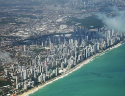 Дипломат: Бразилия останется в БРИКС, несмотря на политический кризис