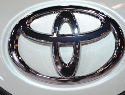 Toyota отзывает 1,58 млн автомобилей в США из-за подушек безопасности