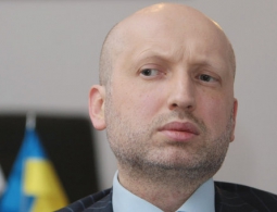 Аваков сообщил, что в Киеве на жену Турчинова напали с ножом