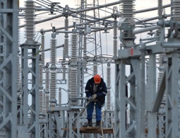 В Киеве связывают отклонения в работе АЭС с отключением от энергосети Крыма