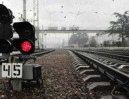 Украинская железная дорога может остановить перевозки через несколько дней