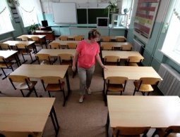 В Белоруссии усилят меры безопасности в школах после покушения на учителя