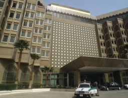 МИД: Эр-Рияд не поддержит производителей с высокими ценами на нефть