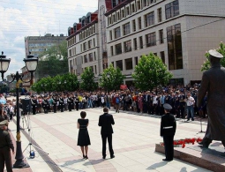 В Брянске 50-летие визита Юрия Гагарина отметили митингом
