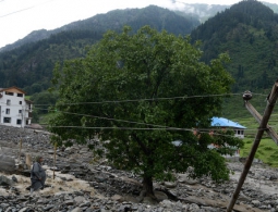 В Киргизии вновь сошли сели