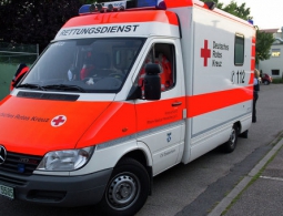 Из-за удара молнии на футбольном поле в Германии пострадали 35 человек