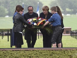 Главы Франции и ФРГ почтили память павших в "Верденской мясорубке"