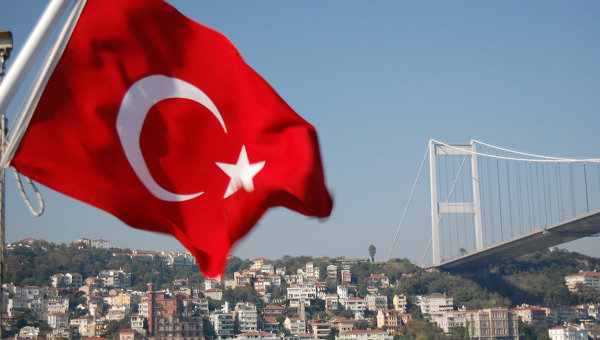 Парламент Турции вынес вотум доверия правительству Бинали Йылдырыма