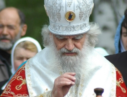 Омского митрополита Феодосия похоронят в Ачаирском монастыре 