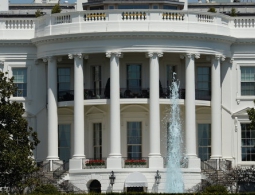 В США назван первый официальный кандидат в президенты