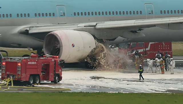 США, Япония и Южная Корея расследуют причины возгорания двигателя Boeing
