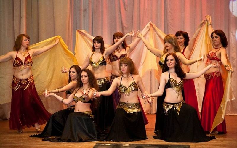 Брянский коллектив восточного танца «Ракасса» отметил десятилетие