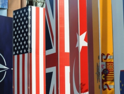 Ващиковский: число солдат НАТО на восточном фланге обсудят главы Минобороны