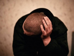 Пьяный мужчина украл из навлинского отделения почтовой связи 34 пары женских колготок