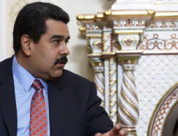 Мадуро пообещал взяться за оружие для защиты суверенитета Венесуэлы