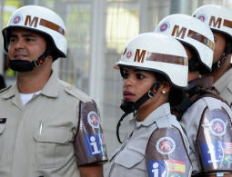 В Сан-Паулу пять тысяч женщин протестуют против изнасилований