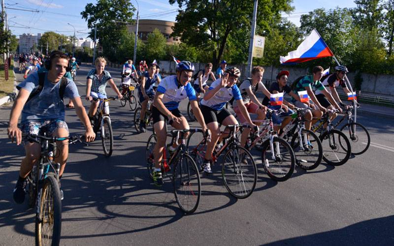 Брянцев приглашают на велопробег «Под российским флагом»