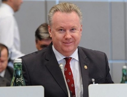 Лукашевич: Киеву нужно острожней говорить о вооруженной миссии в Донбассе